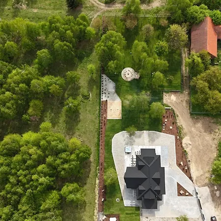 Brzozowa - Z Prywatnym Jacuzzi I Wspanialym Ogrodem - By Spaceapart