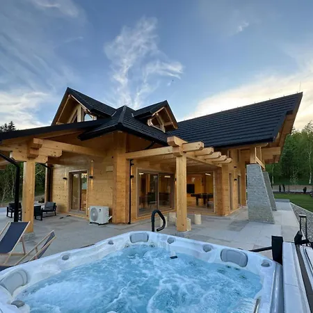 Brzozowa - Z Prywatnym Jacuzzi I Wspanialym Ogrodem - By Spaceapart Villa *
