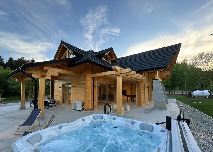 Brzozowa - Z Prywatnym Jacuzzi I Wspanialym Ogrodem - By Spaceapart Vila *