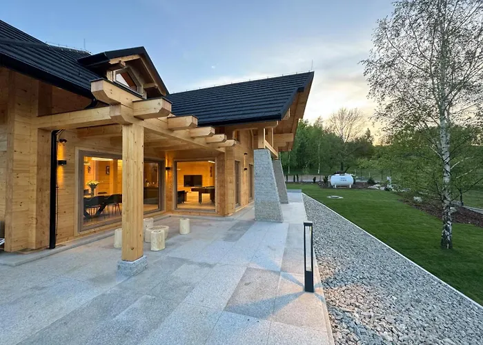 Brzozowa - Z Prywatnym Jacuzzi I Wspanialym Ogrodem - By Spaceapart