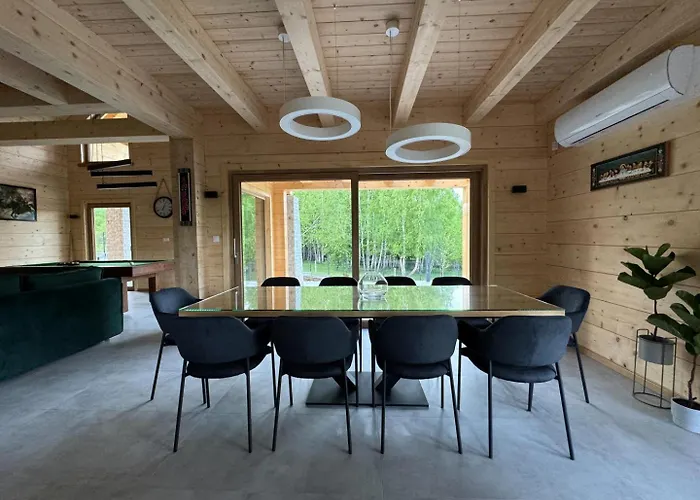 Brzozowa - Z Prywatnym Jacuzzi I Wspanialym Ogrodem - By Spaceapart *