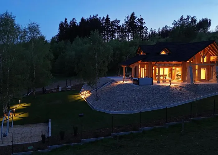 Brzozowa - Z Prywatnym Jacuzzi I Wspanialym Ogrodem - By Spaceapart *