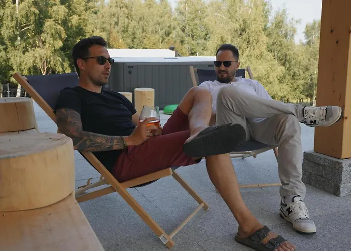 Вилла Brzozowa - Z Prywatnym Jacuzzi I Wspanialym Ogrodem - By Spaceapart Загуже-Слёнске